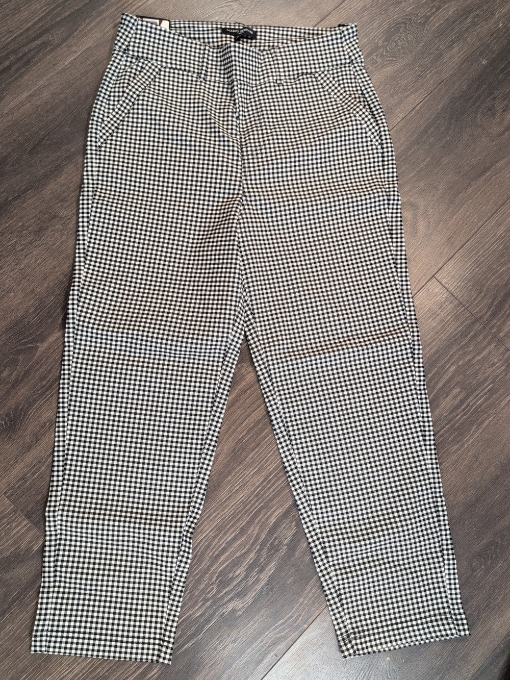 Mario Serrani Women's Black & White Gingham Capri Pants Flat Front, Size S NWT